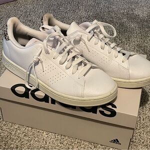 Adidas Advantage women’s shoes size 10